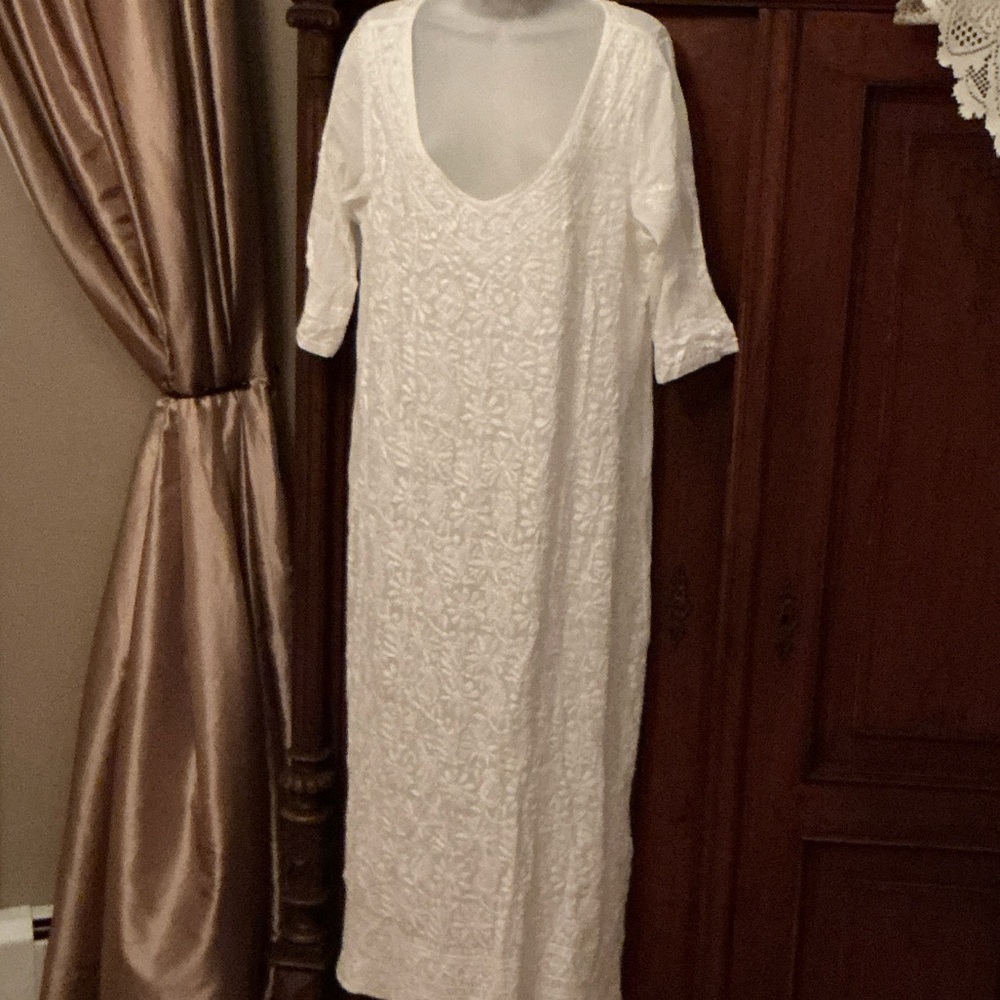 Gretchen Scott White Embroidered Maxi Dress